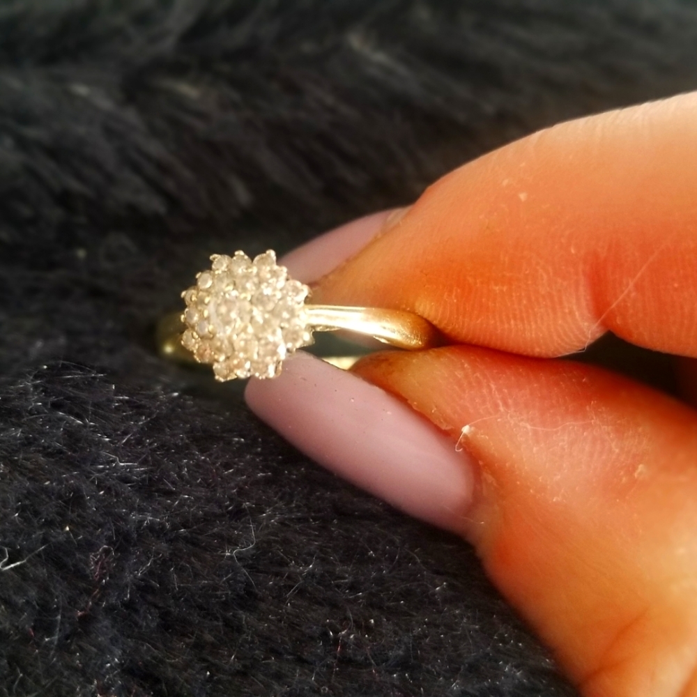 10 karat solid yellow gold 1 karat real diamonds!  Size 9